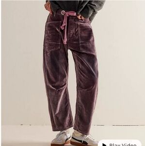 ‼️ISO Free People flocked moxie jeans‼️